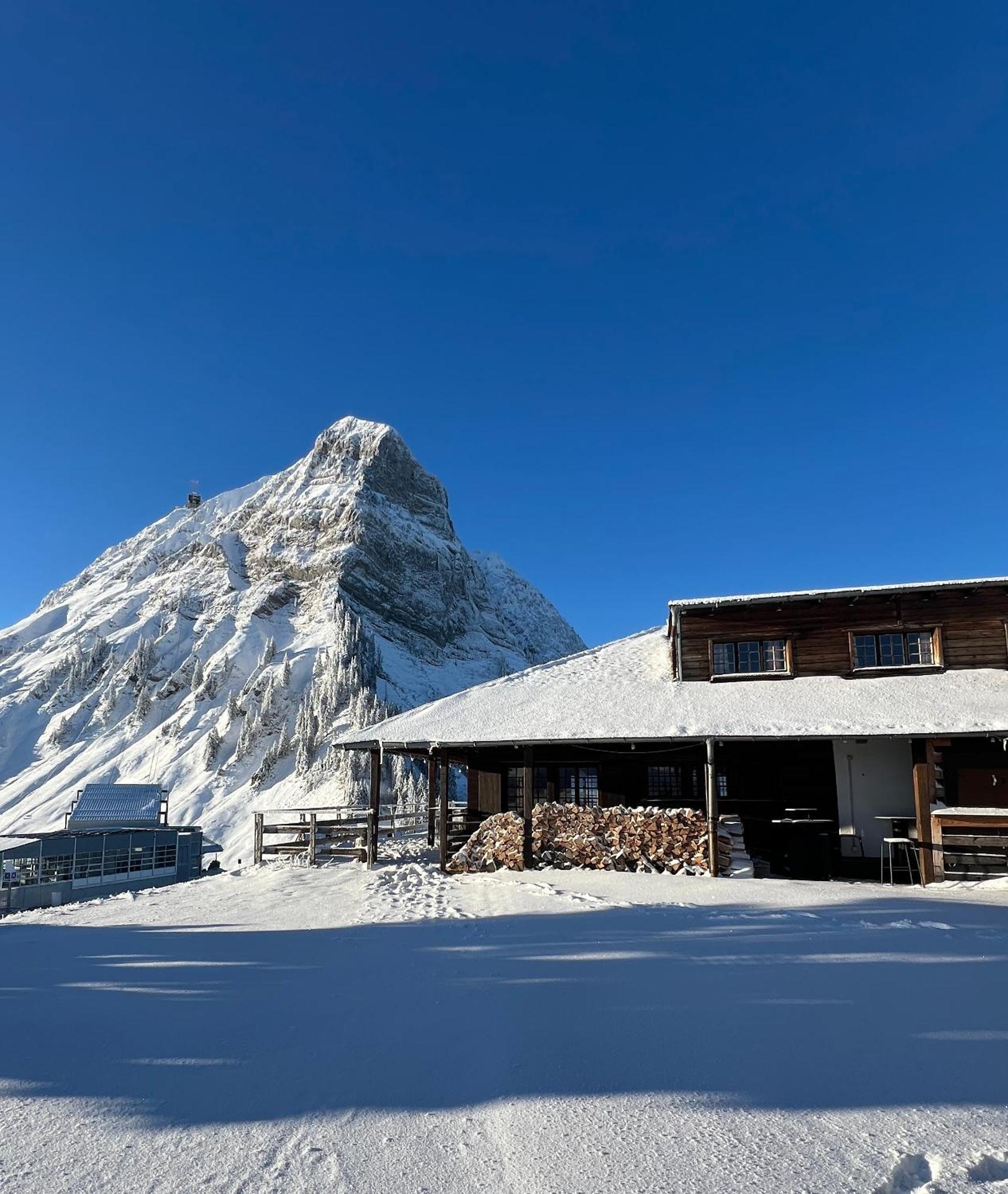 Refuge De Plan-Francey Hotel Moleson Luaran gambar