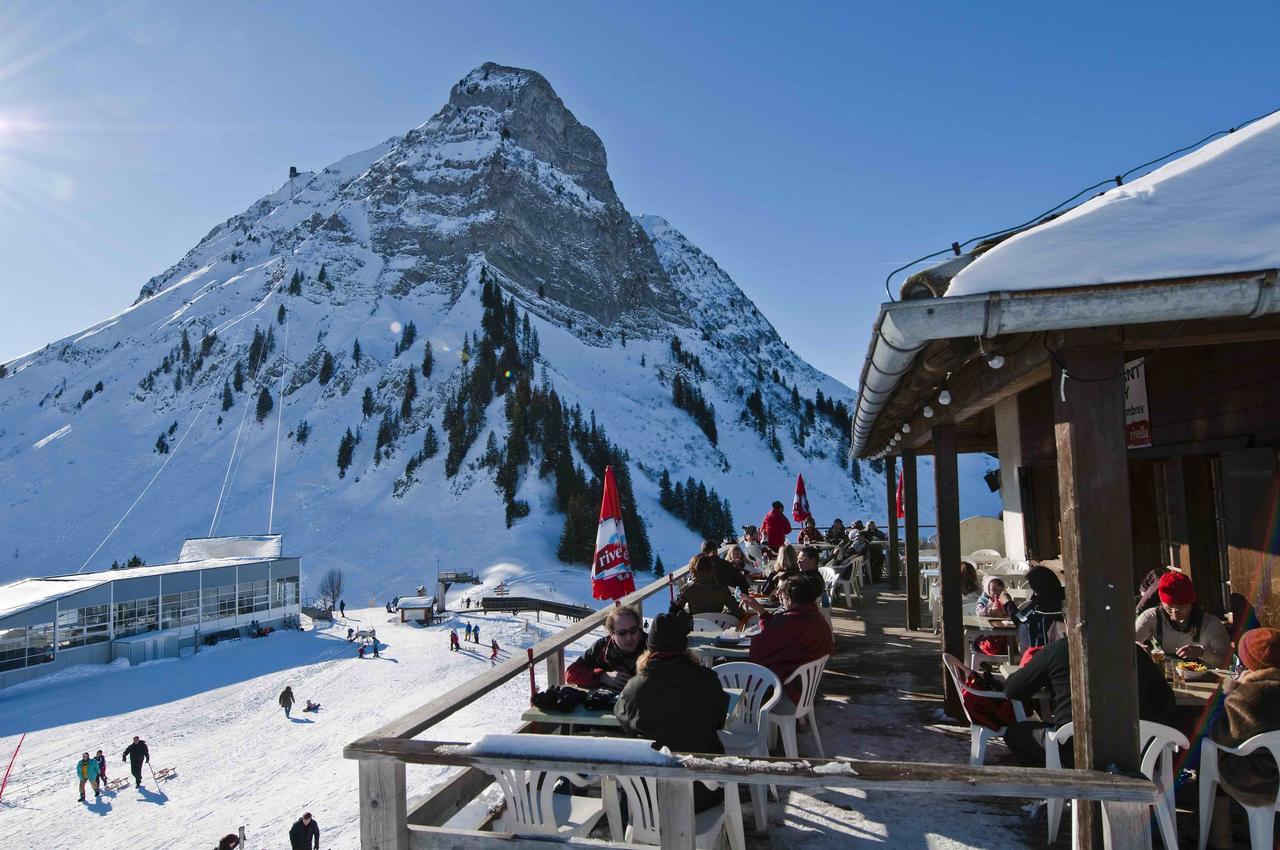 Refuge De Plan-Francey Hotel Moleson Luaran gambar