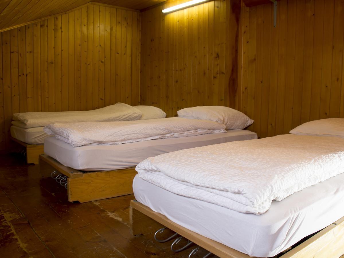 Refuge De Plan-Francey Hotel Moleson Luaran gambar