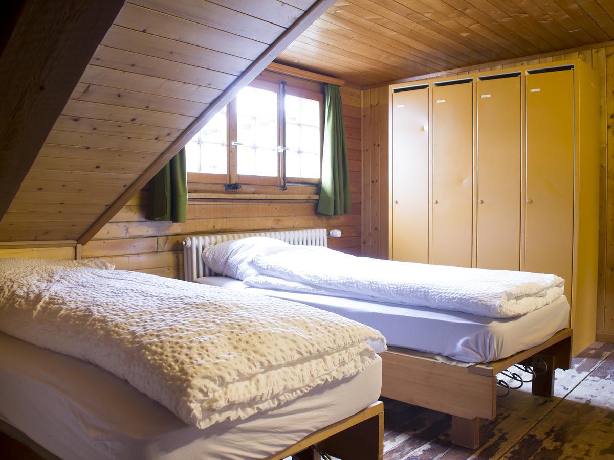 Refuge De Plan-Francey Hotel Moleson Luaran gambar
