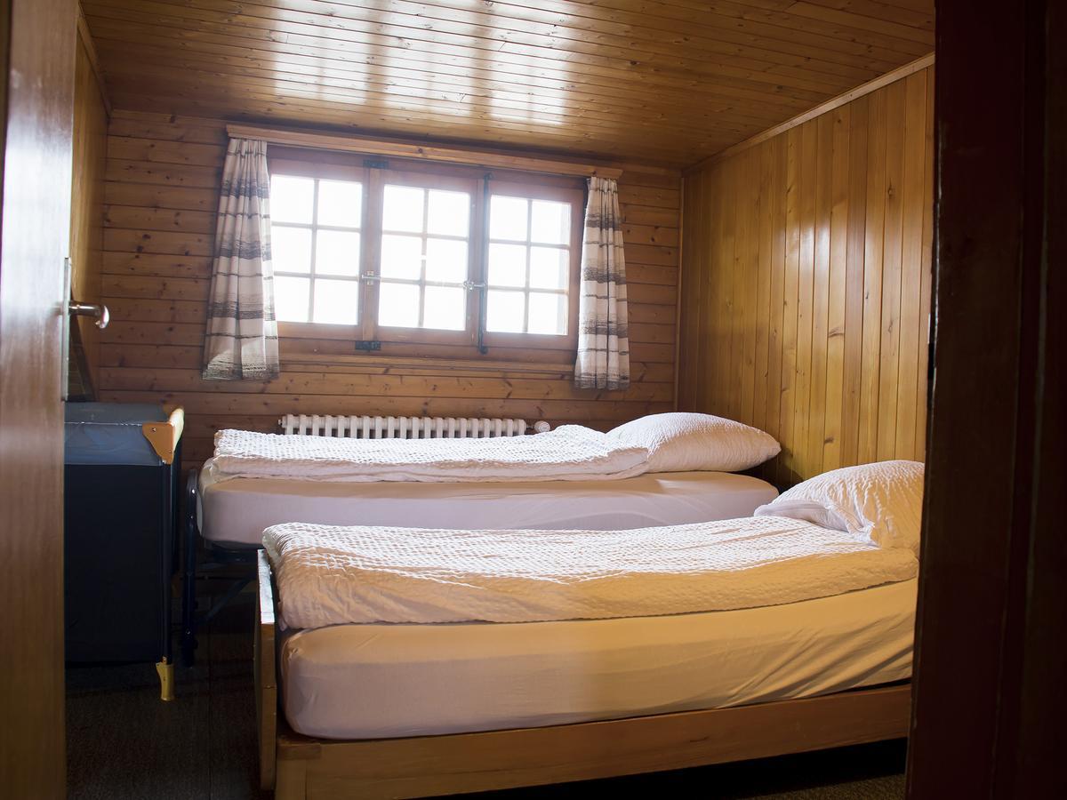 Refuge De Plan-Francey Hotel Moleson Luaran gambar