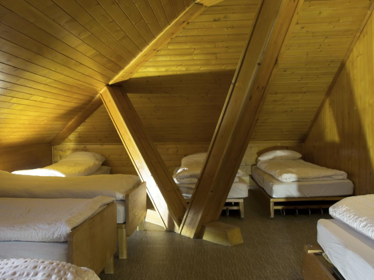 Refuge De Plan-Francey Hotel Moleson Luaran gambar