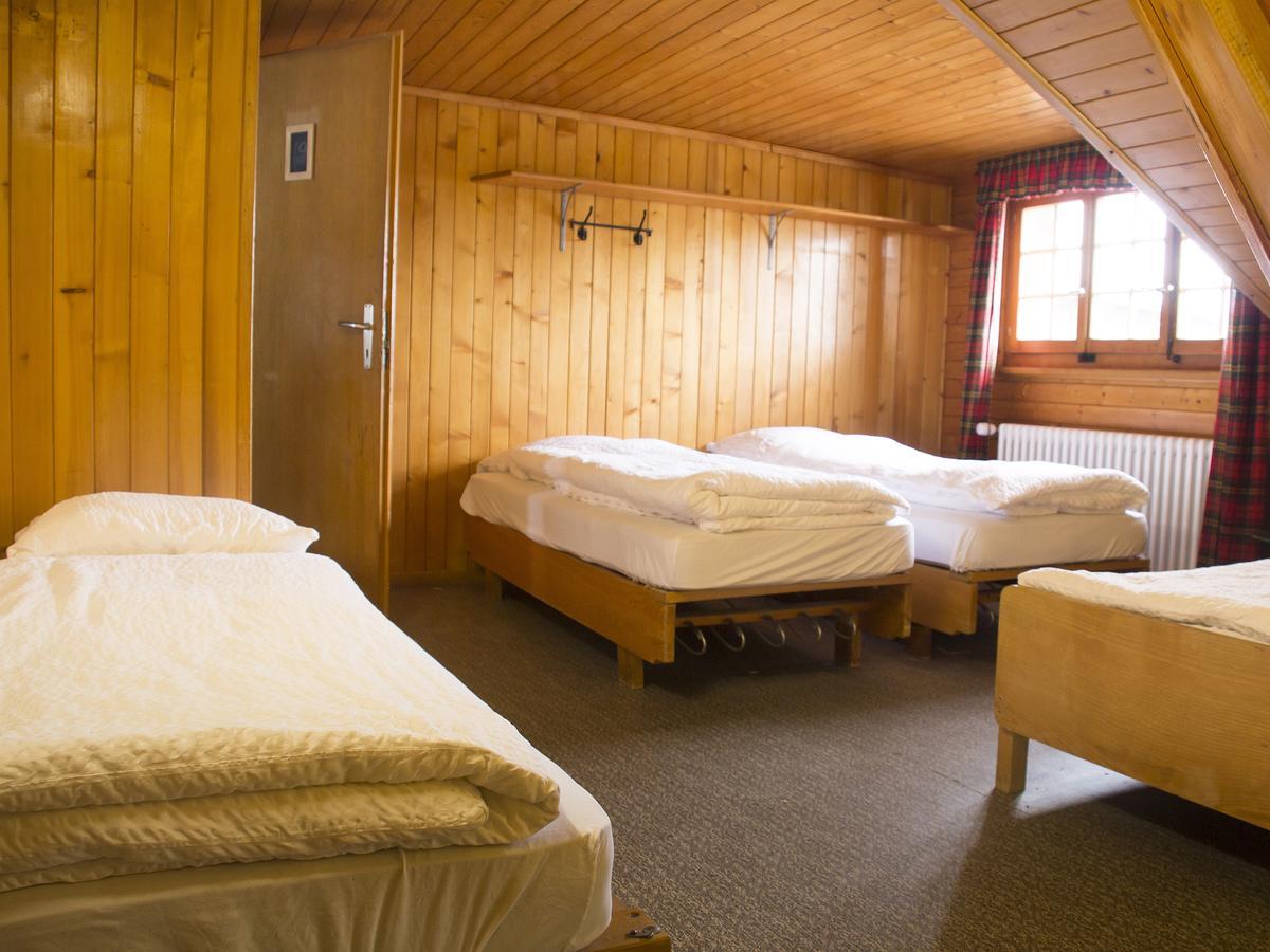 Refuge De Plan-Francey Hotel Moleson Luaran gambar