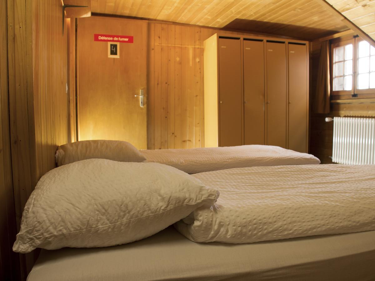 Refuge De Plan-Francey Hotel Moleson Luaran gambar