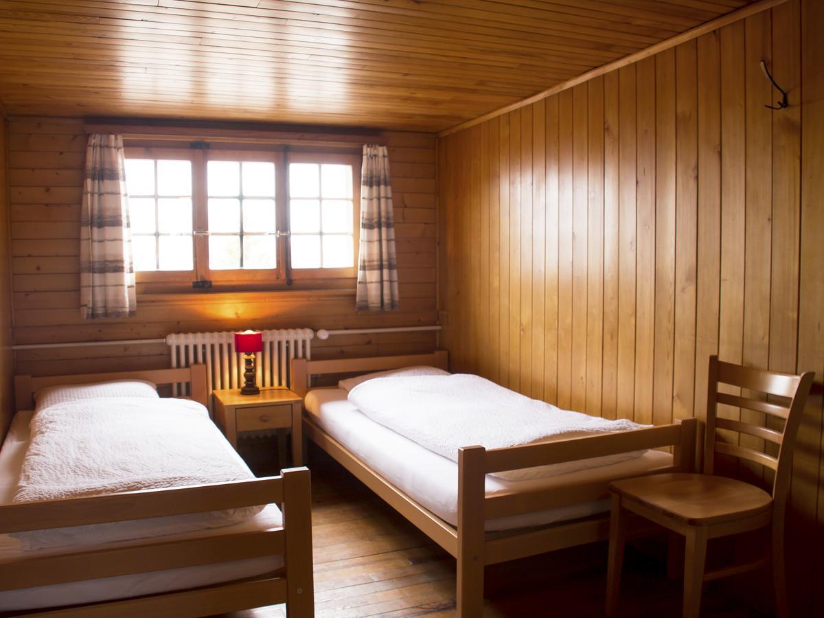 Refuge De Plan-Francey Hotel Moleson Luaran gambar