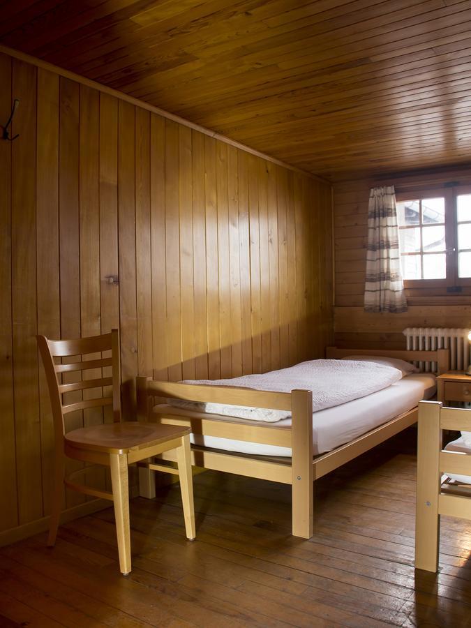 Refuge De Plan-Francey Hotel Moleson Luaran gambar