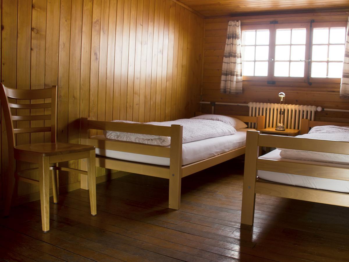 Refuge De Plan-Francey Hotel Moleson Luaran gambar
