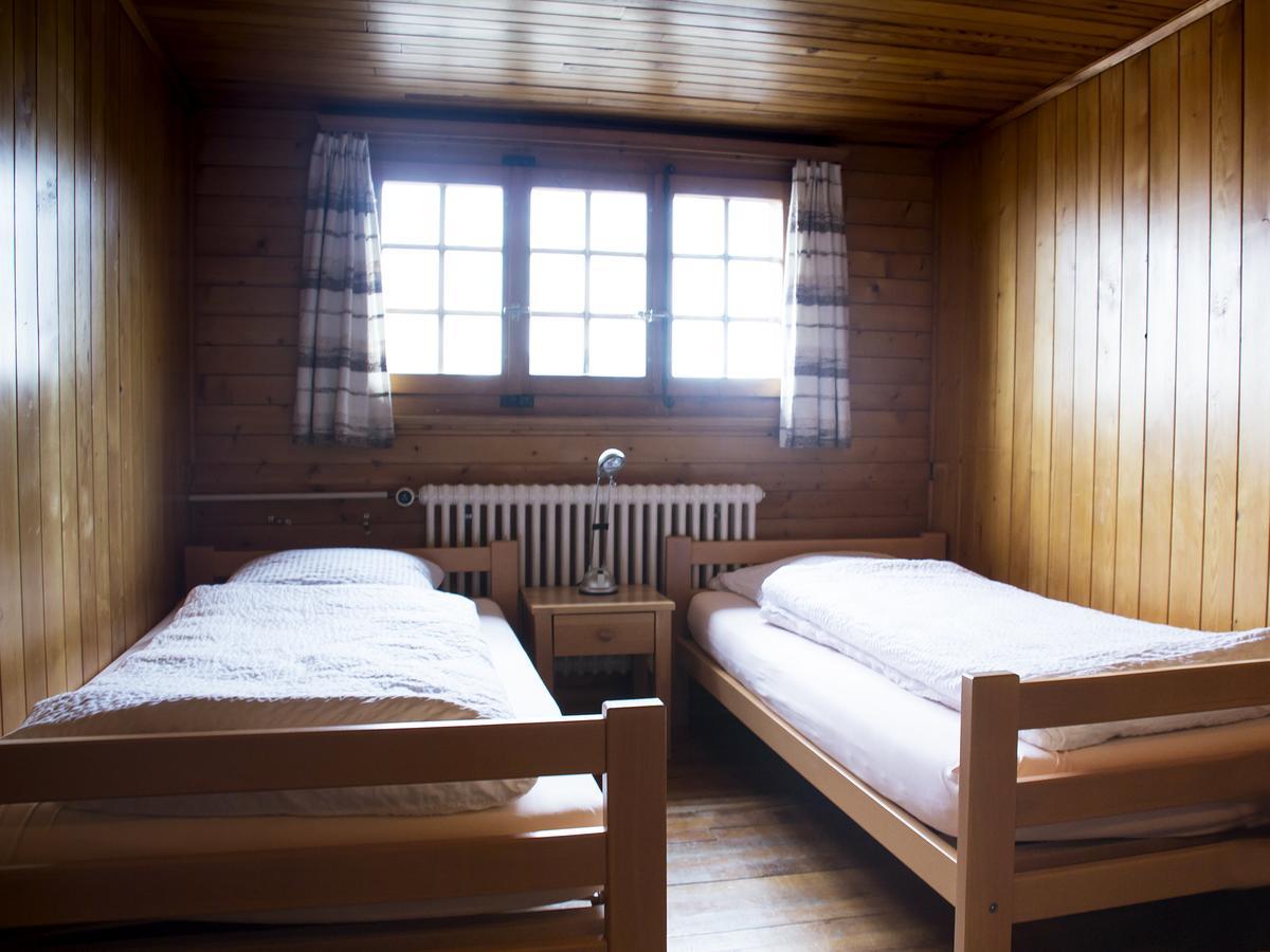 Refuge De Plan-Francey Hotel Moleson Luaran gambar