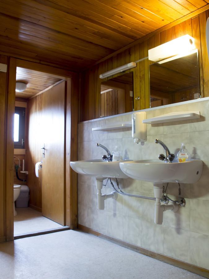 Refuge De Plan-Francey Hotel Moleson Luaran gambar